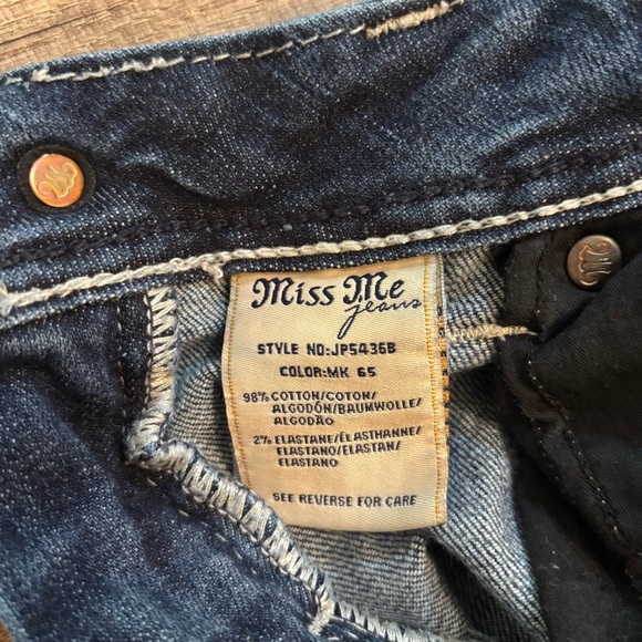 Miss Me Women’s Size 28 Blue Boot Cut Jeans with Rhinestones - Picture 14 of 15